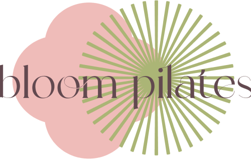 bloom pilatesロゴ